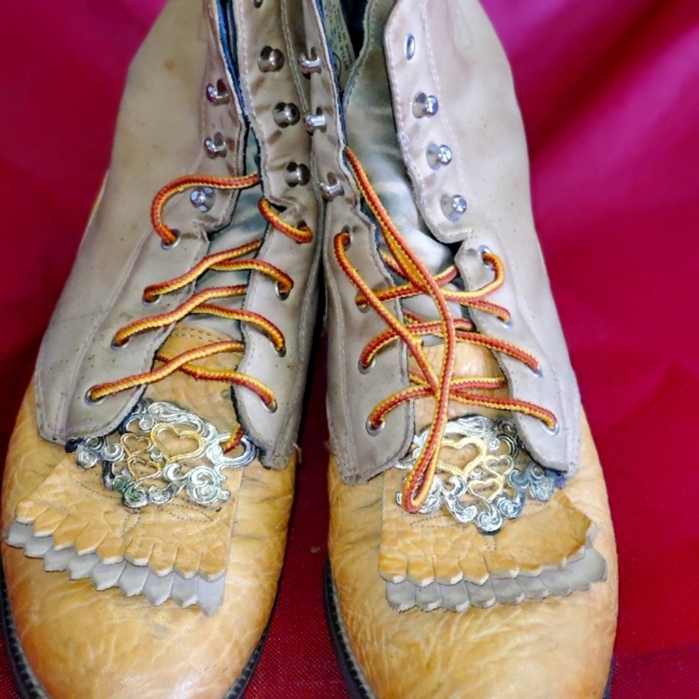 Ariat lace up ankle boots